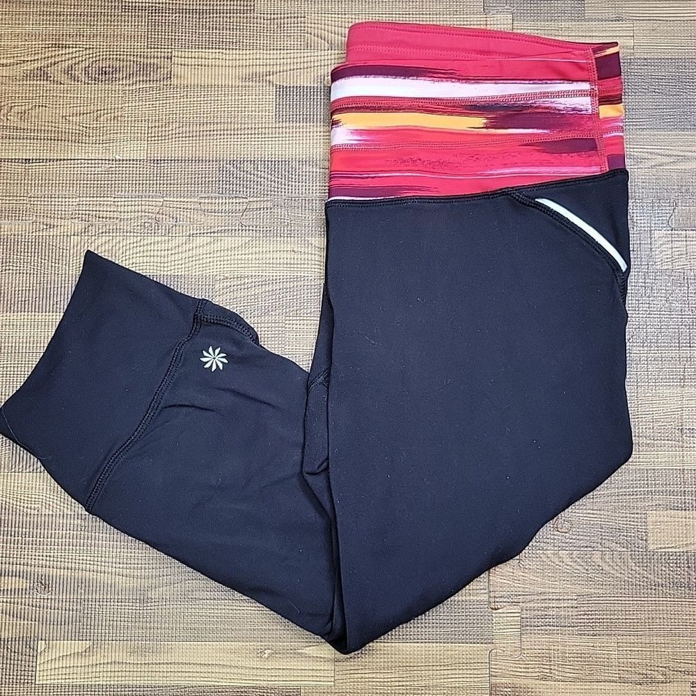 Athleta Athletic Cropped Pants Size medium